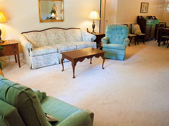 L'room w view to dining