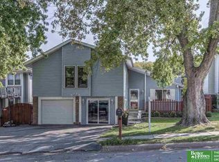 5735 S 137th St, Omaha, NE 68137