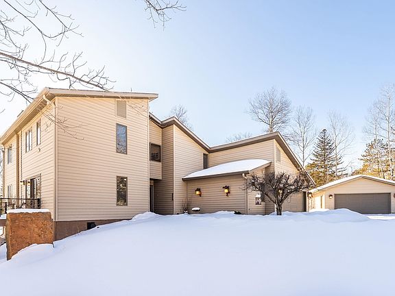 2nd image of 1722 North Rd