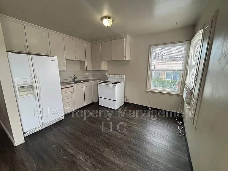 738 W Wasatch St — Photo 2