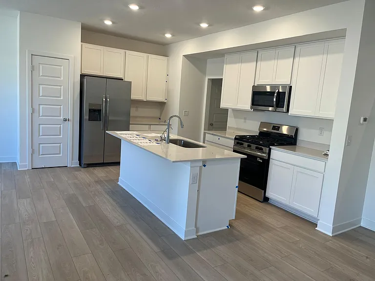 15226 Farrington Way — Photo 19