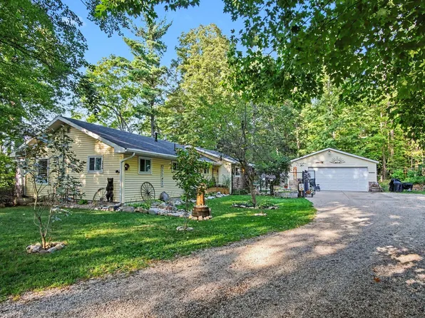 3936 Truesdale Ave, Newaygo, MI 49337