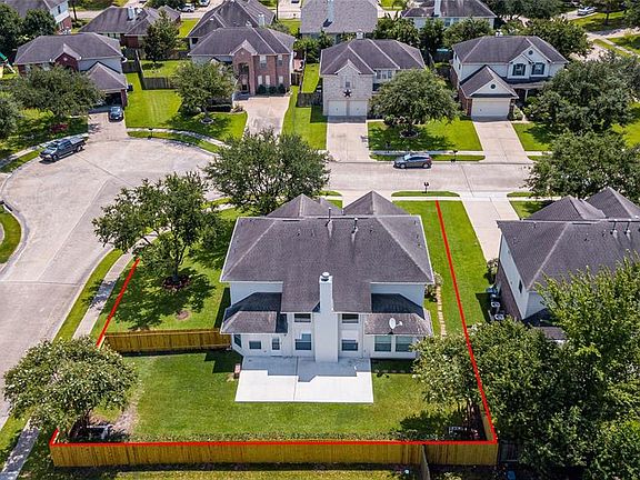3rd image of 2331 Imperial Canyon Ln