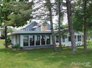 7374 Crystal Beach Rd NW, Rapid City, MI 49676