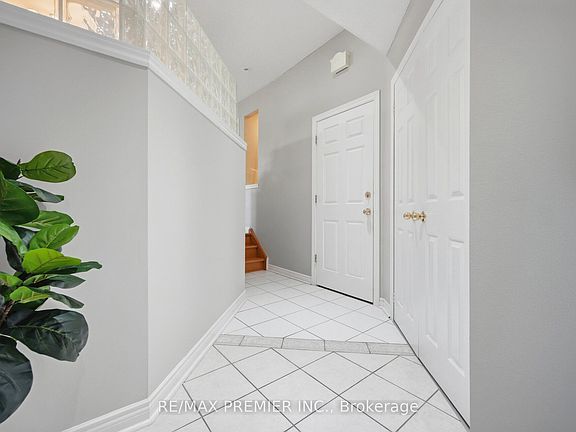 4th image of 104 Cresswell Ave