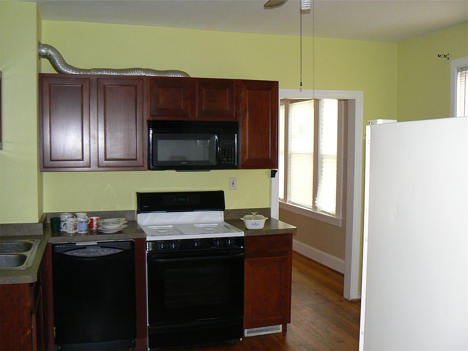 2nd image of 1623 Dudley Ave