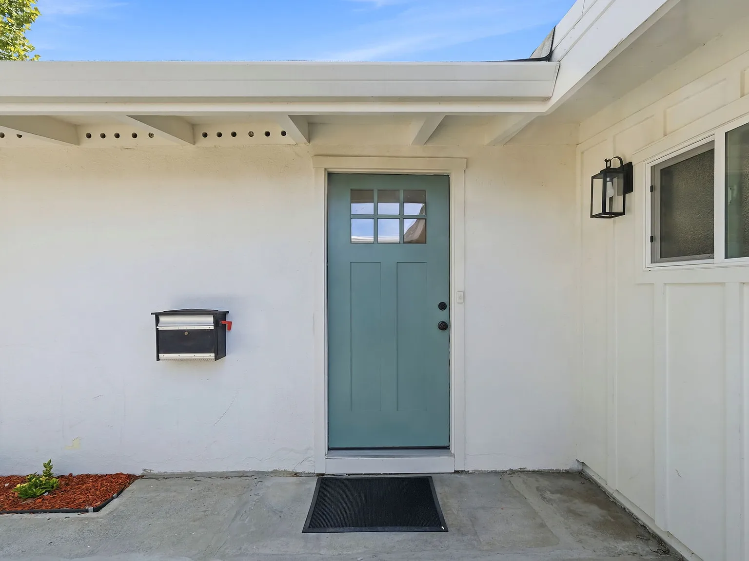 4 bed, 1264 sqft, $3,250 — Photo 4