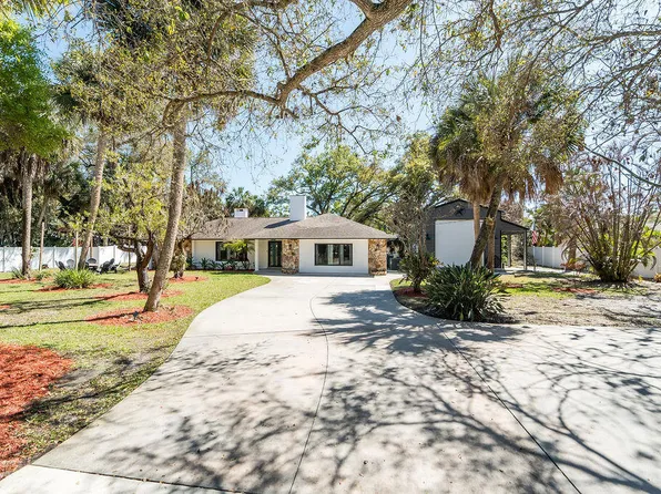 4233 1st Street SW, Vero Beach, FL 32968