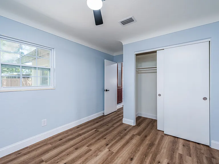 3372 Webber St — Photo 7