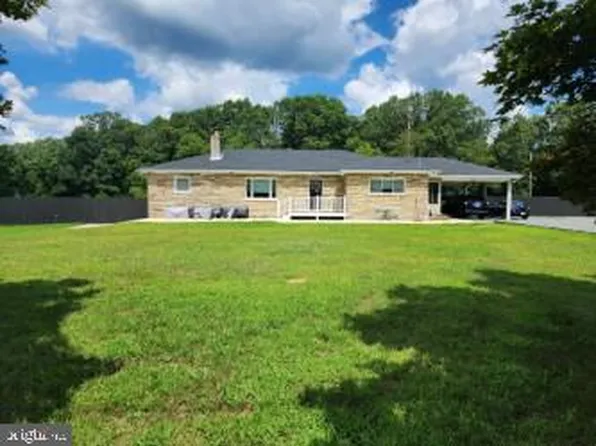 133 Broad St, Milmay, NJ 08340