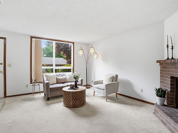 2nd image of 7006 NE 43rd St APT C