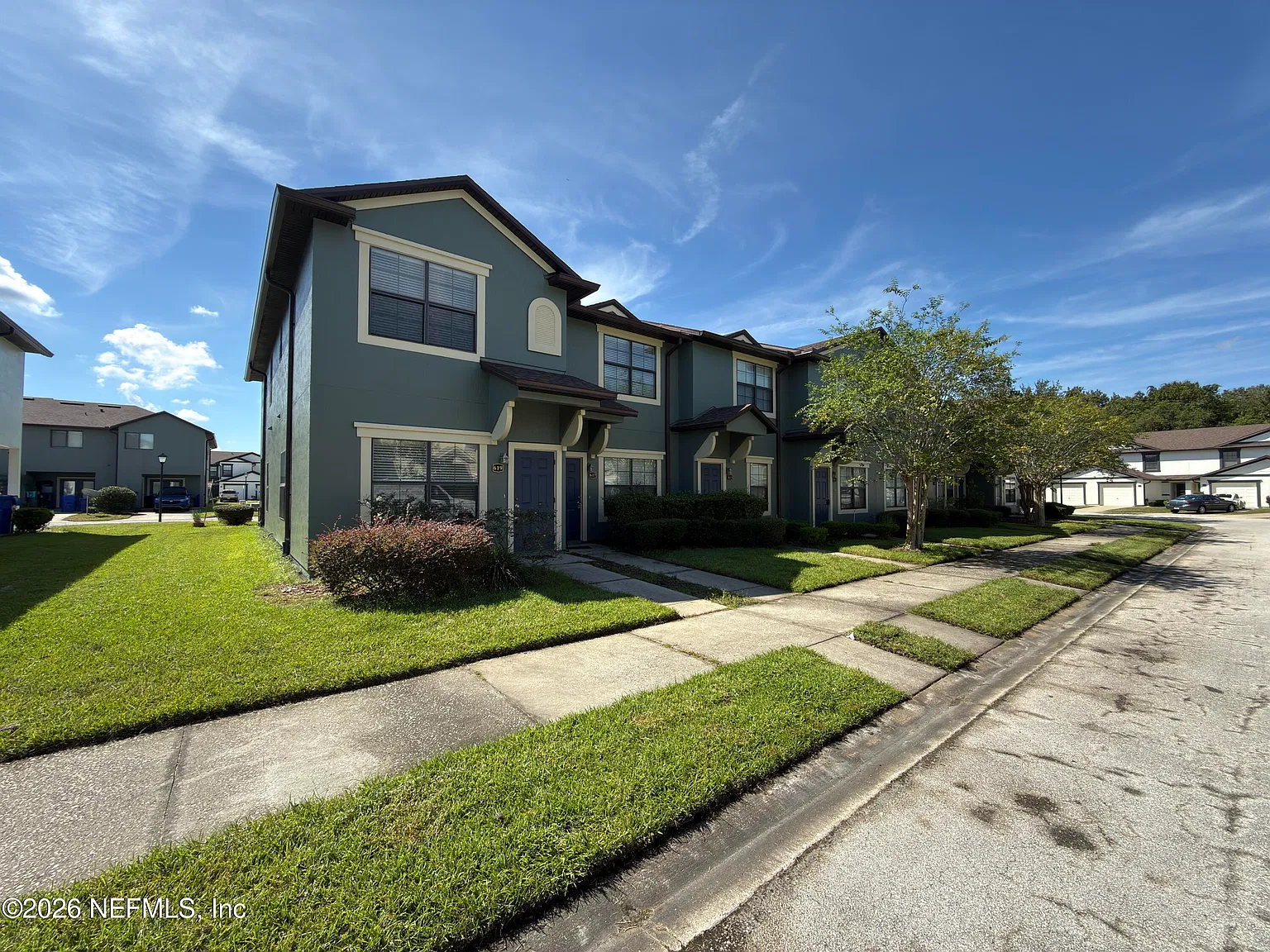 2 bed, 2.5 bath, 1050 sqft, $1,650 — Photo 3