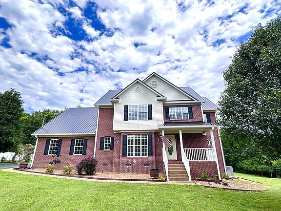 2nd image of 1109 Stonehenge Ct