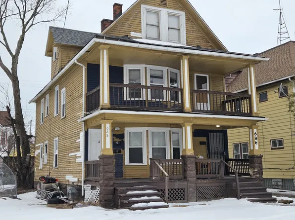 686 E 118th St Floor 2, Cleveland, OH 44108