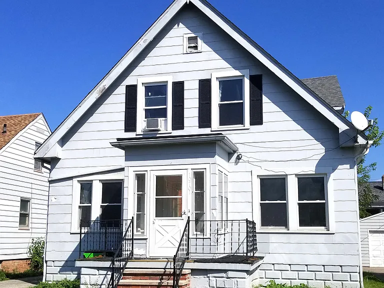 10701 Vernon Ave — Photo 10