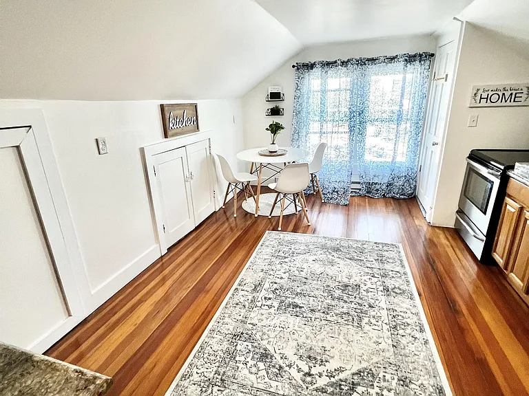 37 Hamilton Ave — Photo 11