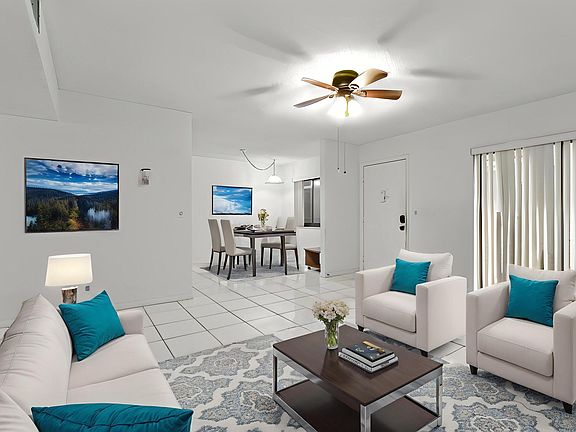 2nd image of 5280 Las Verdes Circle #219
