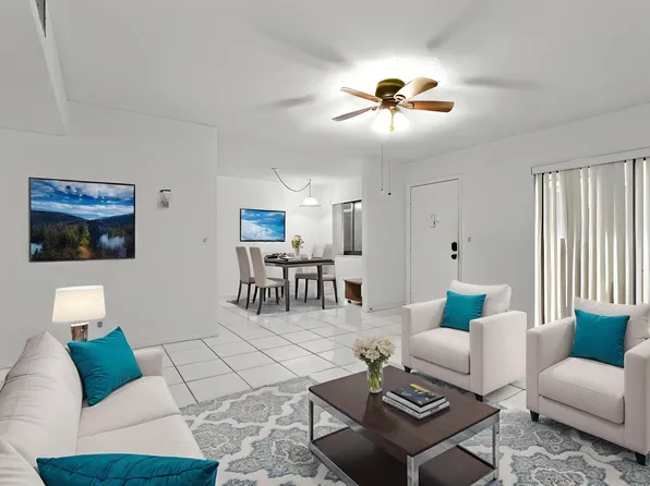 5280 Las Verdes Circle #219, Delray Beach, FL 33484