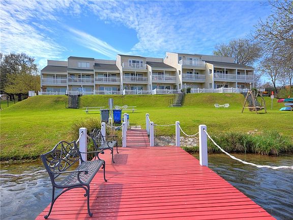 3rd image of 1818 S Lakeshore Blvd APT 45