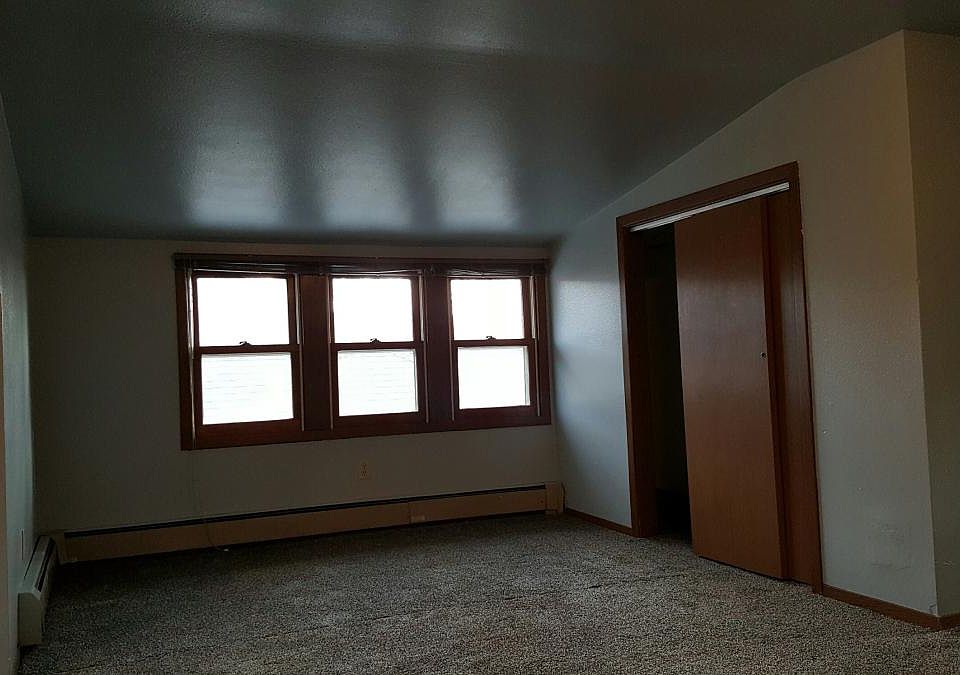 Upstairs bedroom