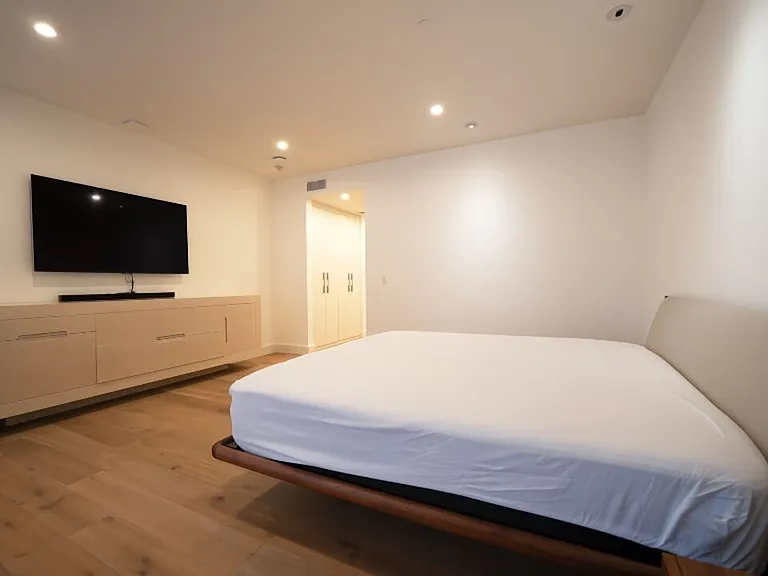 10430 Wilshire Blvd #603 — Photo 13
