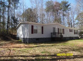 208 Chantilly Cir, Starr, SC 29684