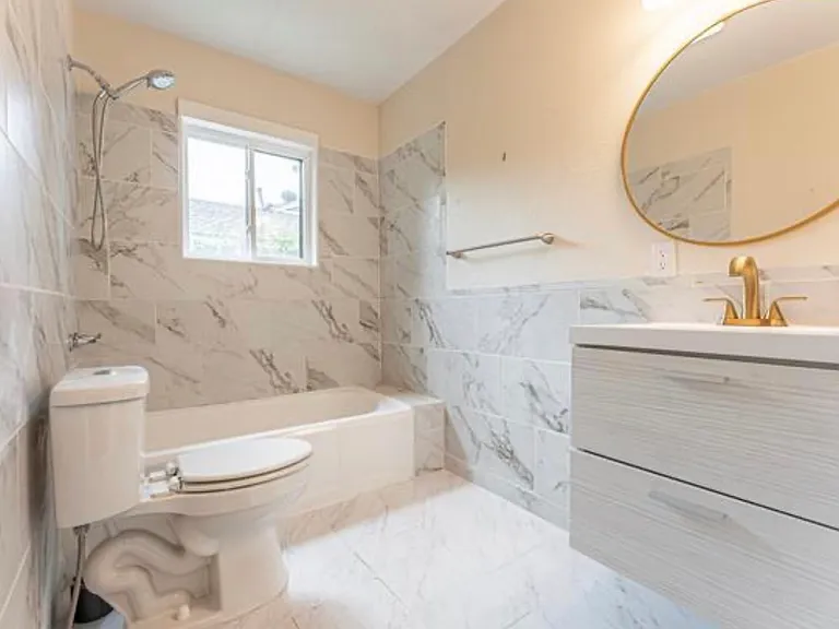 4922 W University Blvd — Photo 10