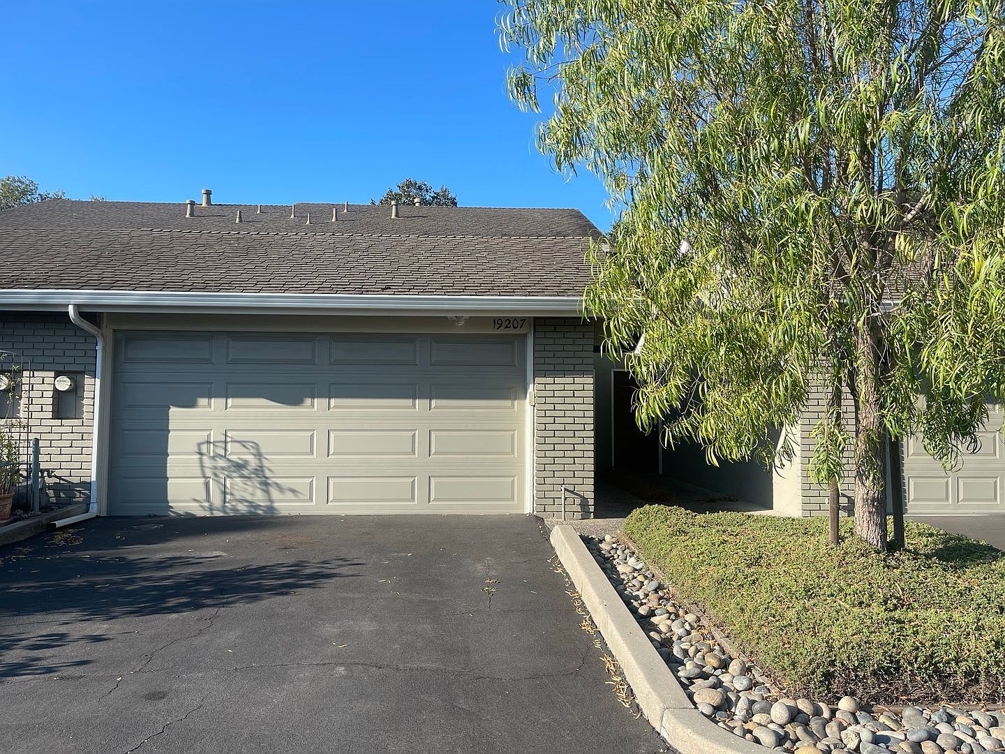 19207 Creekside Ln, Salinas, CA 93908 Zillow
