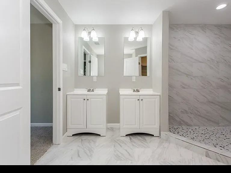 2338 Longhorn St — Photo 3