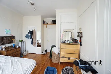 Rented by Rennit Inc.