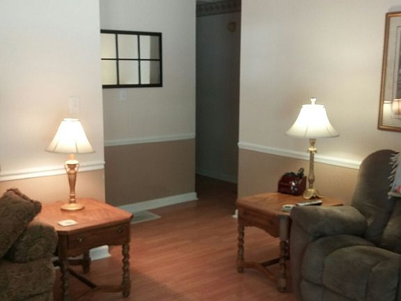 4th image of 5704 Desoto Dr