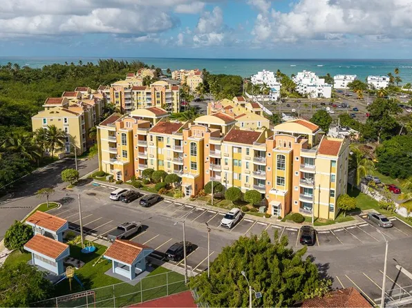 Villas Del Mar Mediana Alta #A201, Loiza, PR 00772