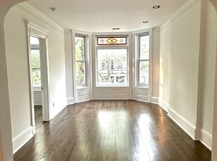 865 W Newport Ave APT 2, Chicago, IL 60657