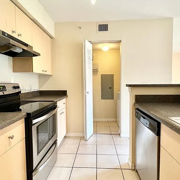 4220 San Marino Blvd #104 — Photo 7