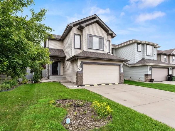 5519 209th St NW, Edmonton, AB T6M 0E9