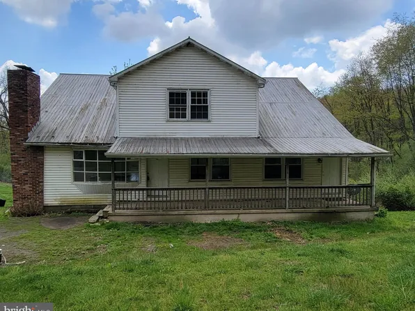 31 Runaway Ln, Millville, PA 17846