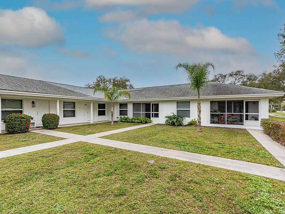 2nd image of 527 Royal Palm Blvd #G4