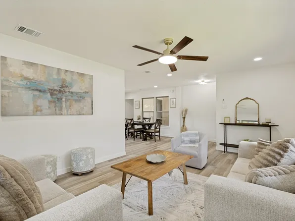 2930 Bellknoll Ln, Dallas, TX 75229