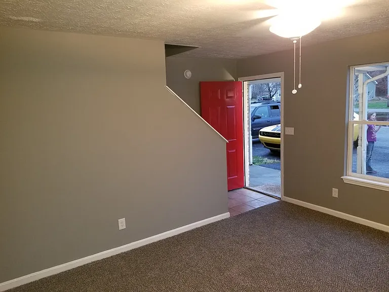 70 Montgomery St #8 — Photo 14