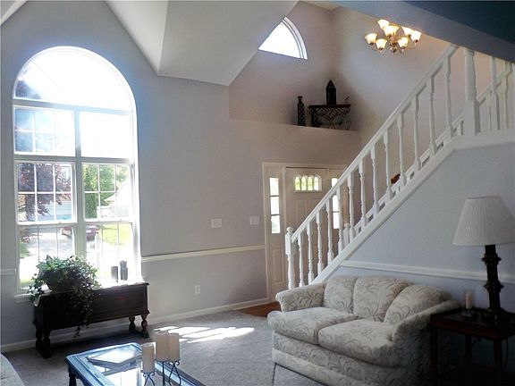 3rd image of 6438 Pergola Ln