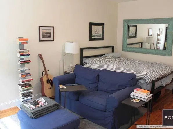 26 Bedford St APT 2-B, Manhattan, NY 10014