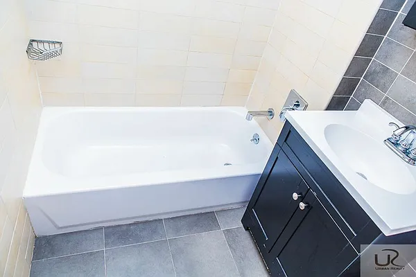 Rented by Urban Realty NYC | media 67