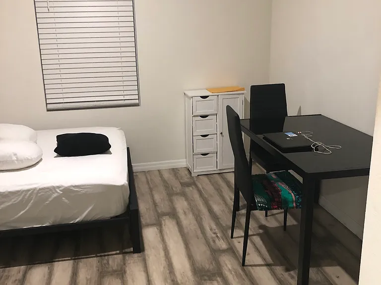 172 Emanuelle Dr — Photo 10