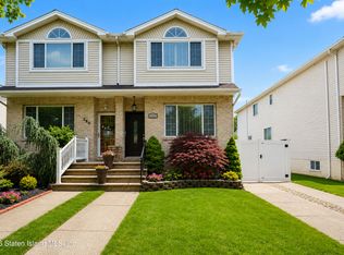 278 Barnard Ave, Staten Island, NY 10307