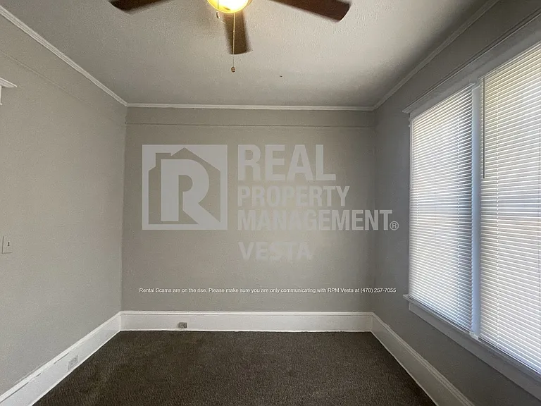 2389 Beech Ave — Photo 6