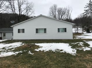 3260 Bella Vista Dr, La Fayette, NY 13084