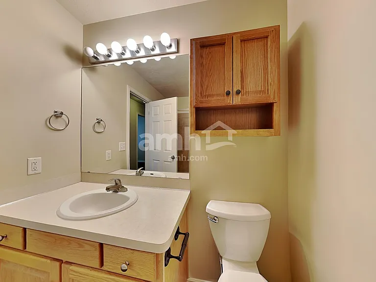 1190 S Inverness Dr — Photo 15