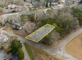 176 W Llewellyn St, Clarkesville, GA 30523