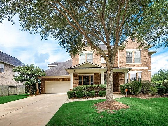 3rd image of 115 Rivercove Ln