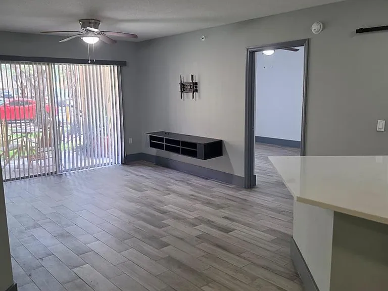 4211 San Marino Blvd #105 — Photo 8